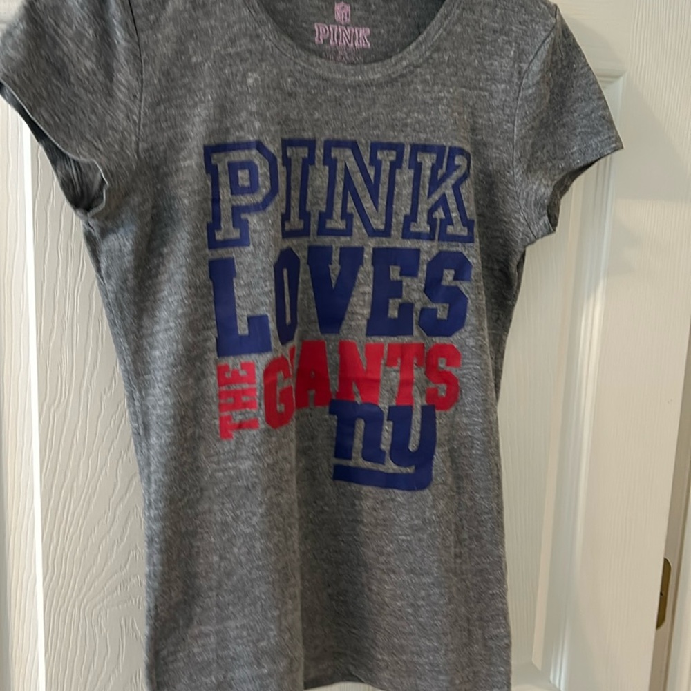 Rare PINK by VC NFL collection NY Giants tee shirt